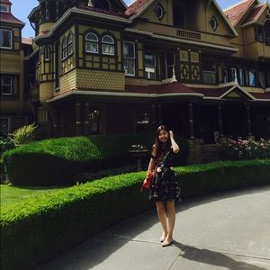 Meet your Posher, Caroline